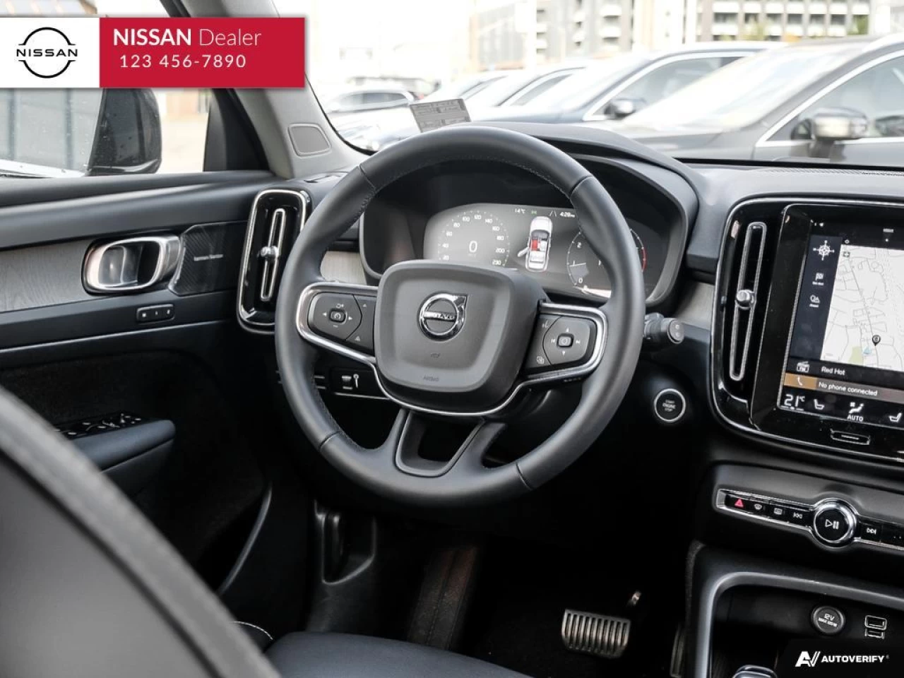 2022 Volvo XC40 T5 Inscription Main Image