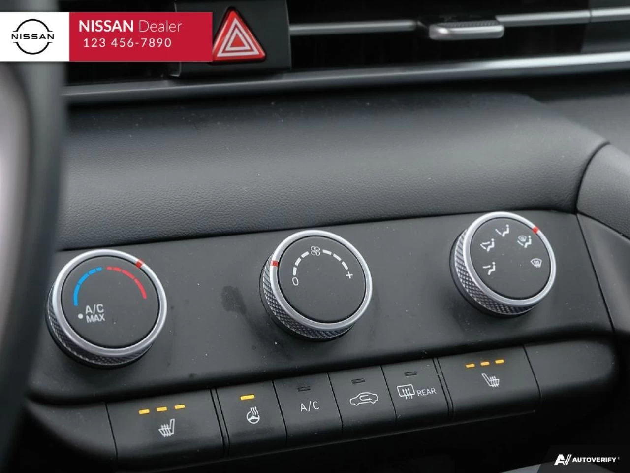 2022 Hyundai Elantra  Main Image