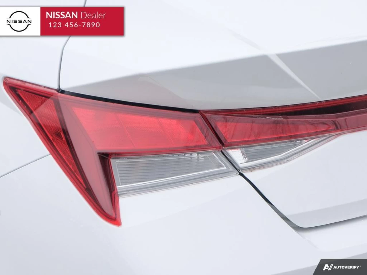 2022 Hyundai Elantra  Main Image