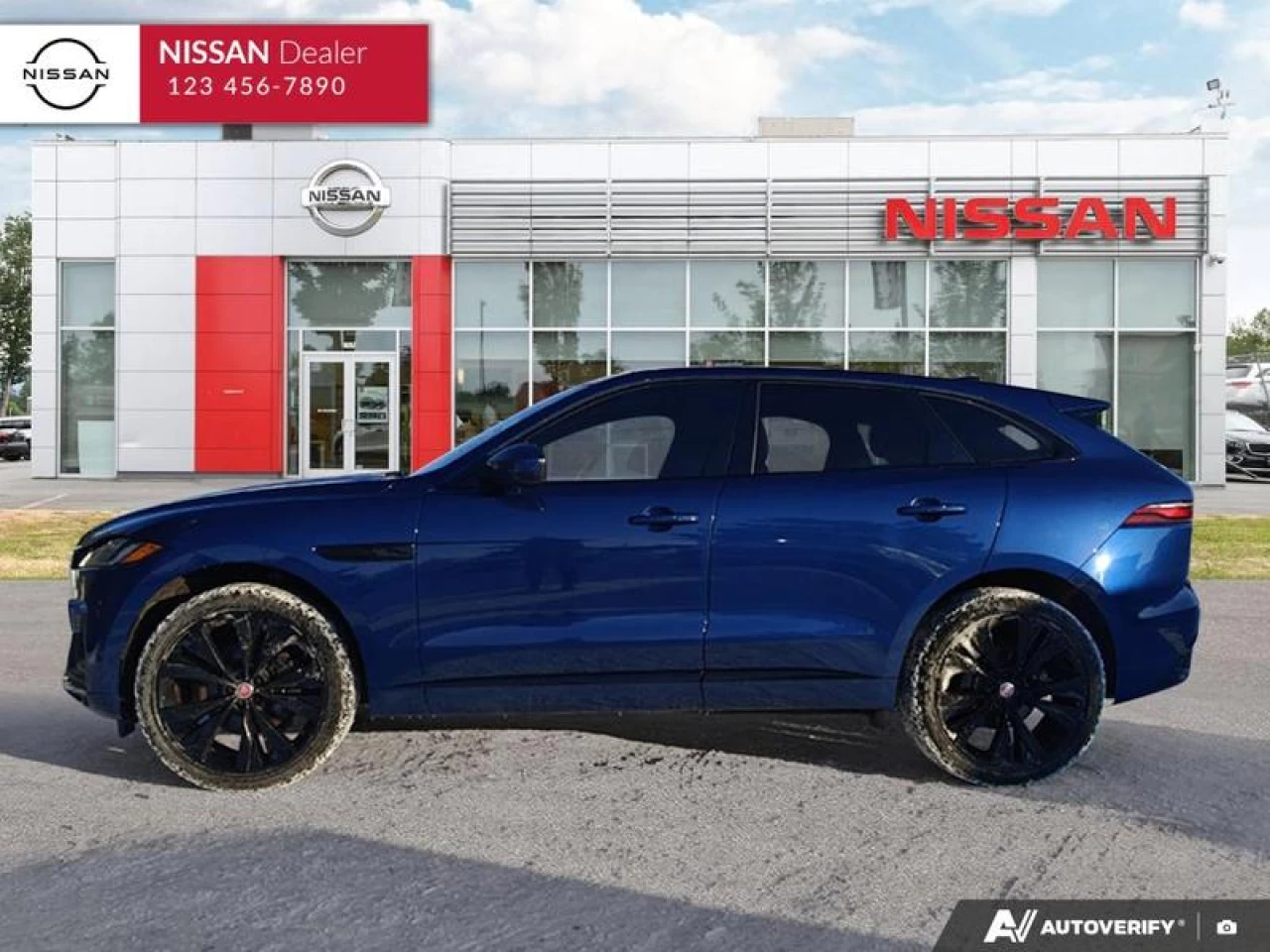 2023 Jaguar F-Pace P400 R-Dynamic S Main Image