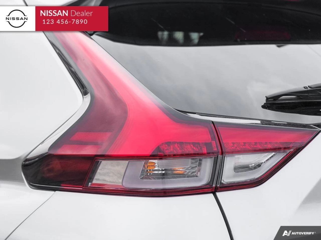 2022 Mitsubishi Eclipse Cross ES Main Image