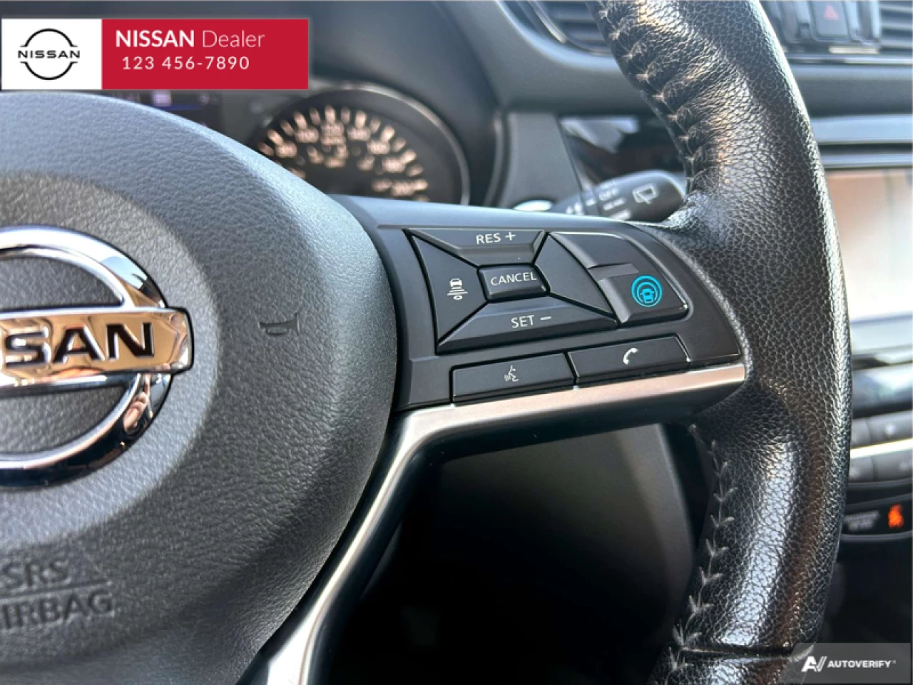 2021 Nissan Qashqai SL AWD Main Image