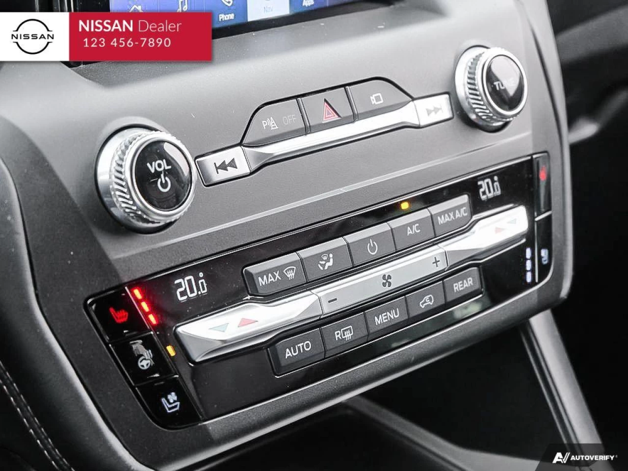 2020 Ford Explorer Platinum Main Image