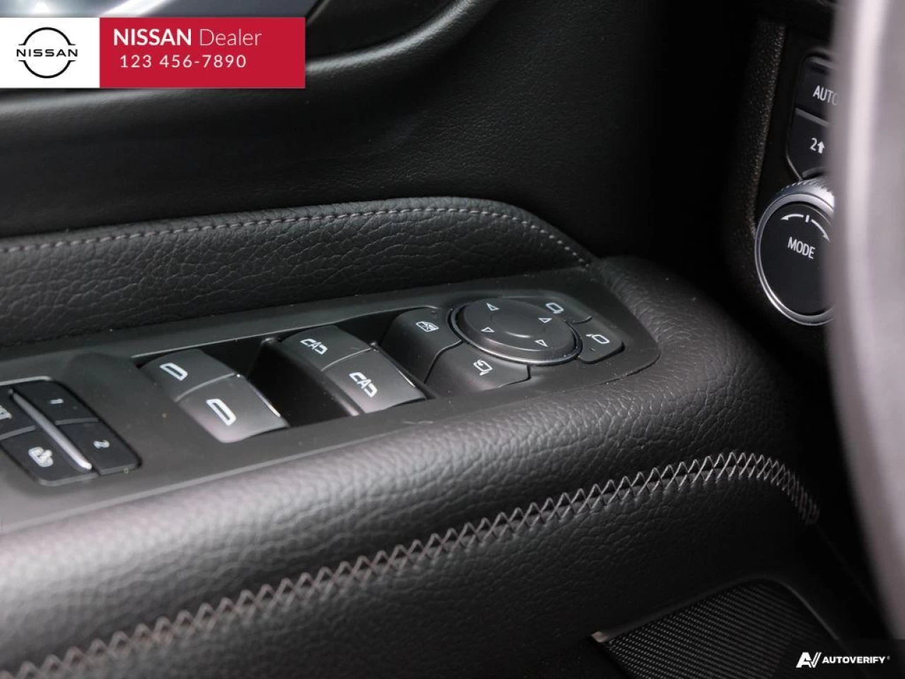 2021 GMC Yukon Denali Main Image