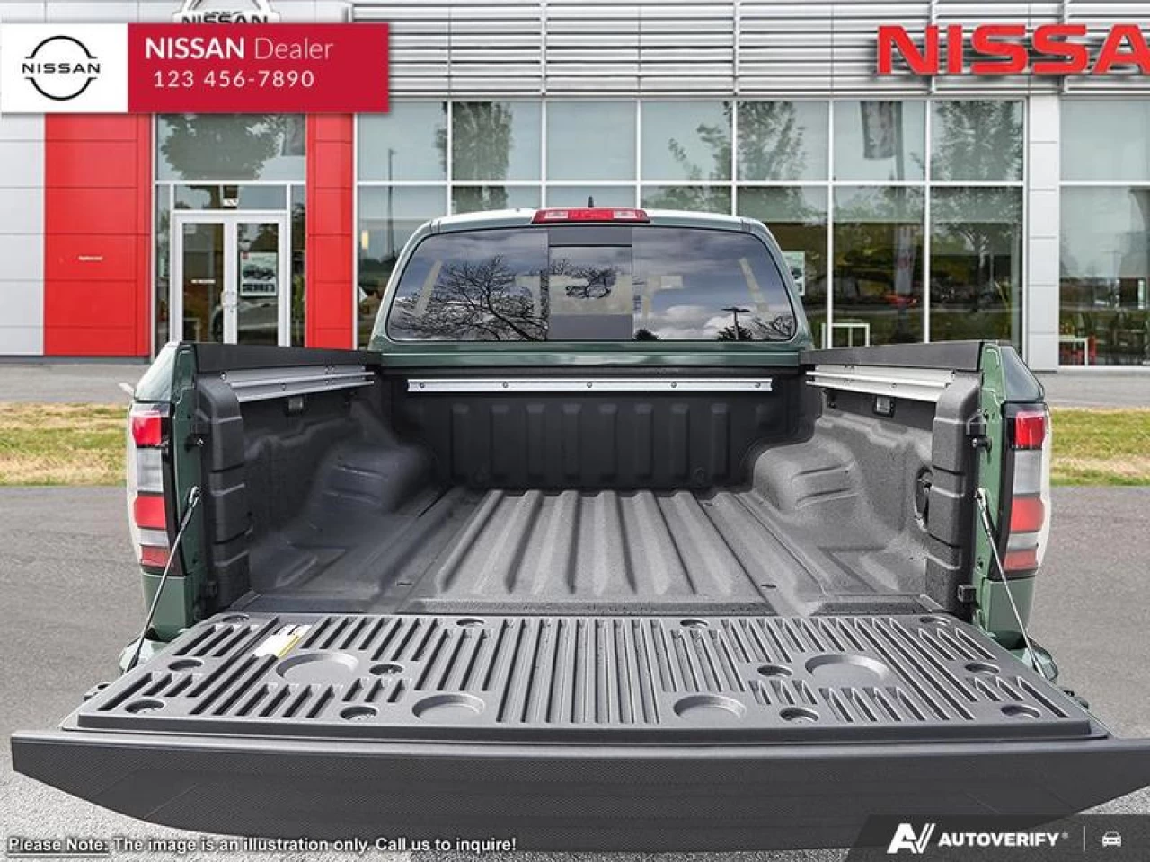 2025 Nissan Frontier Crew Cab PRO-4X Main Image
