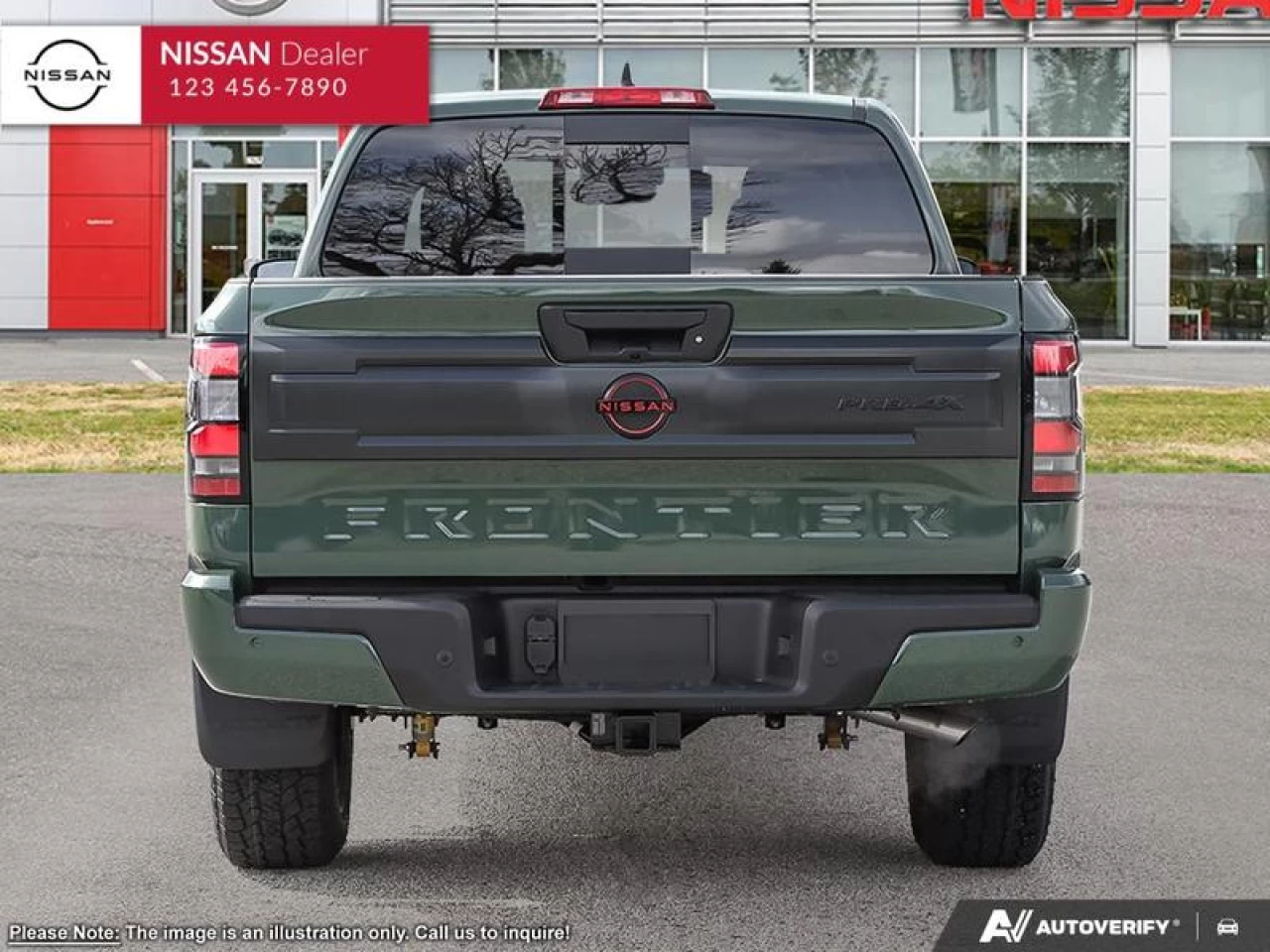 2025 Nissan Frontier Crew Cab PRO-4X Main Image