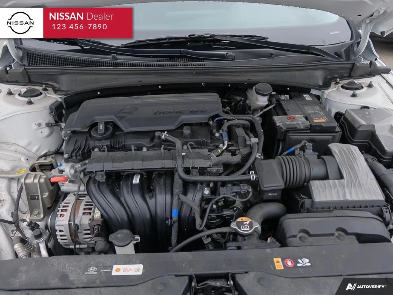 2022 Hyundai Elantra  Main Image