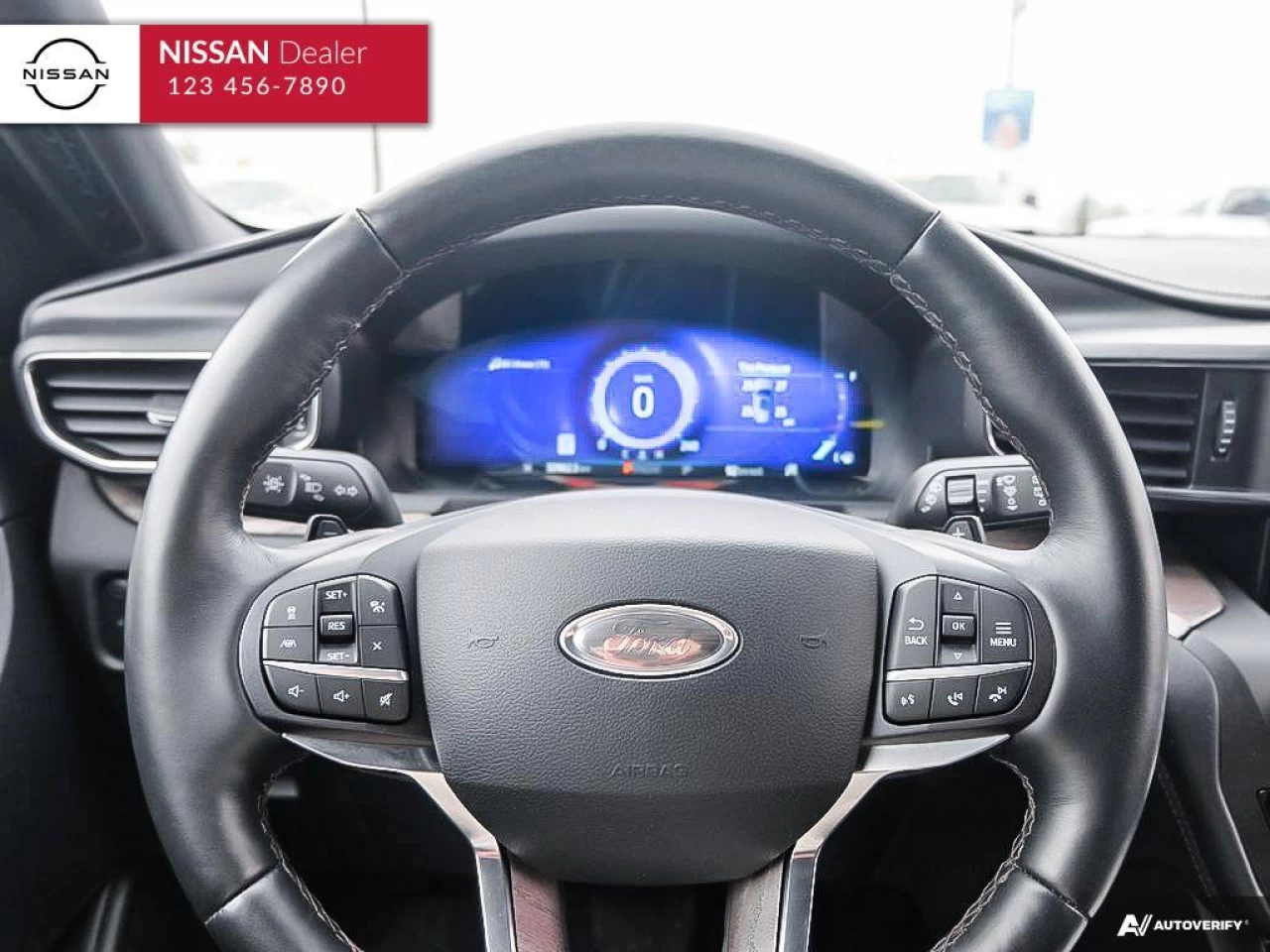 2020 Ford Explorer Platinum Main Image