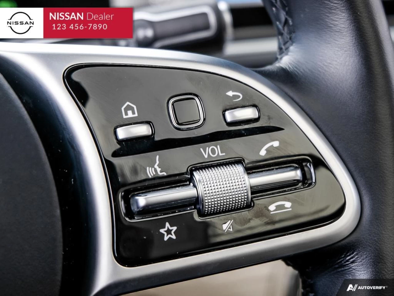 2021 Mercedes-Benz GLE 450 4MATIC Main Image