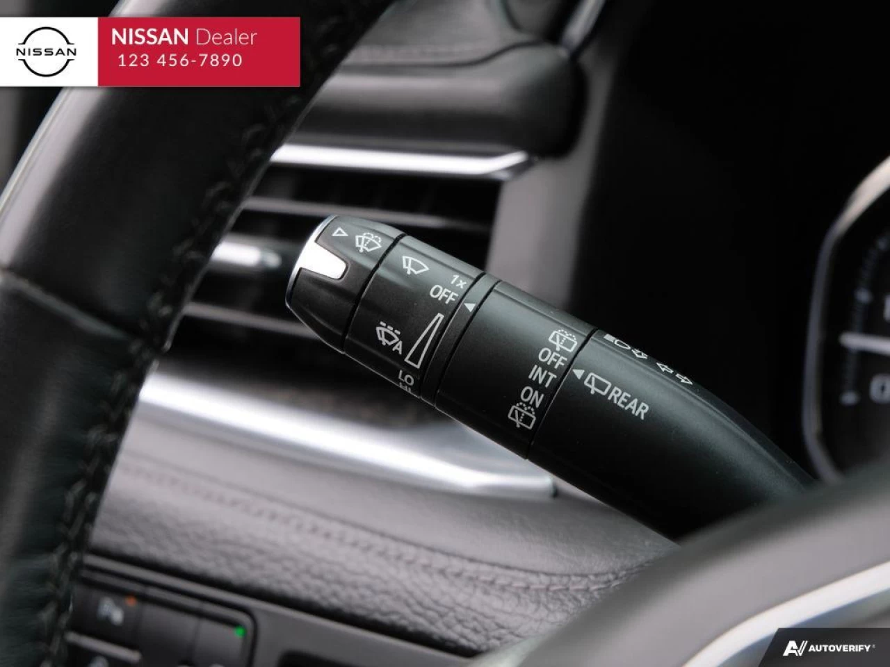 2021 GMC Yukon Denali Main Image