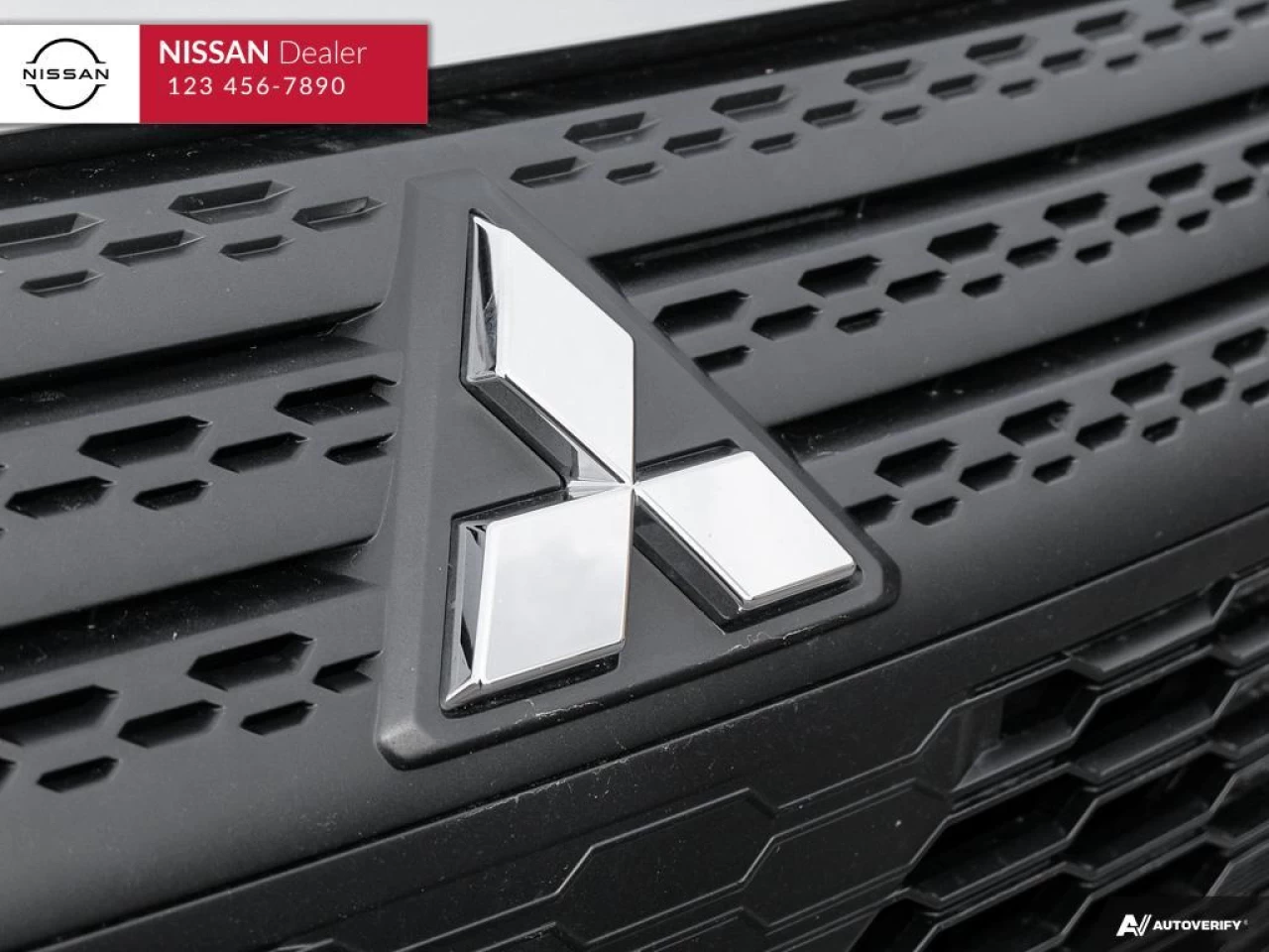 2022 Mitsubishi Eclipse Cross ES Main Image