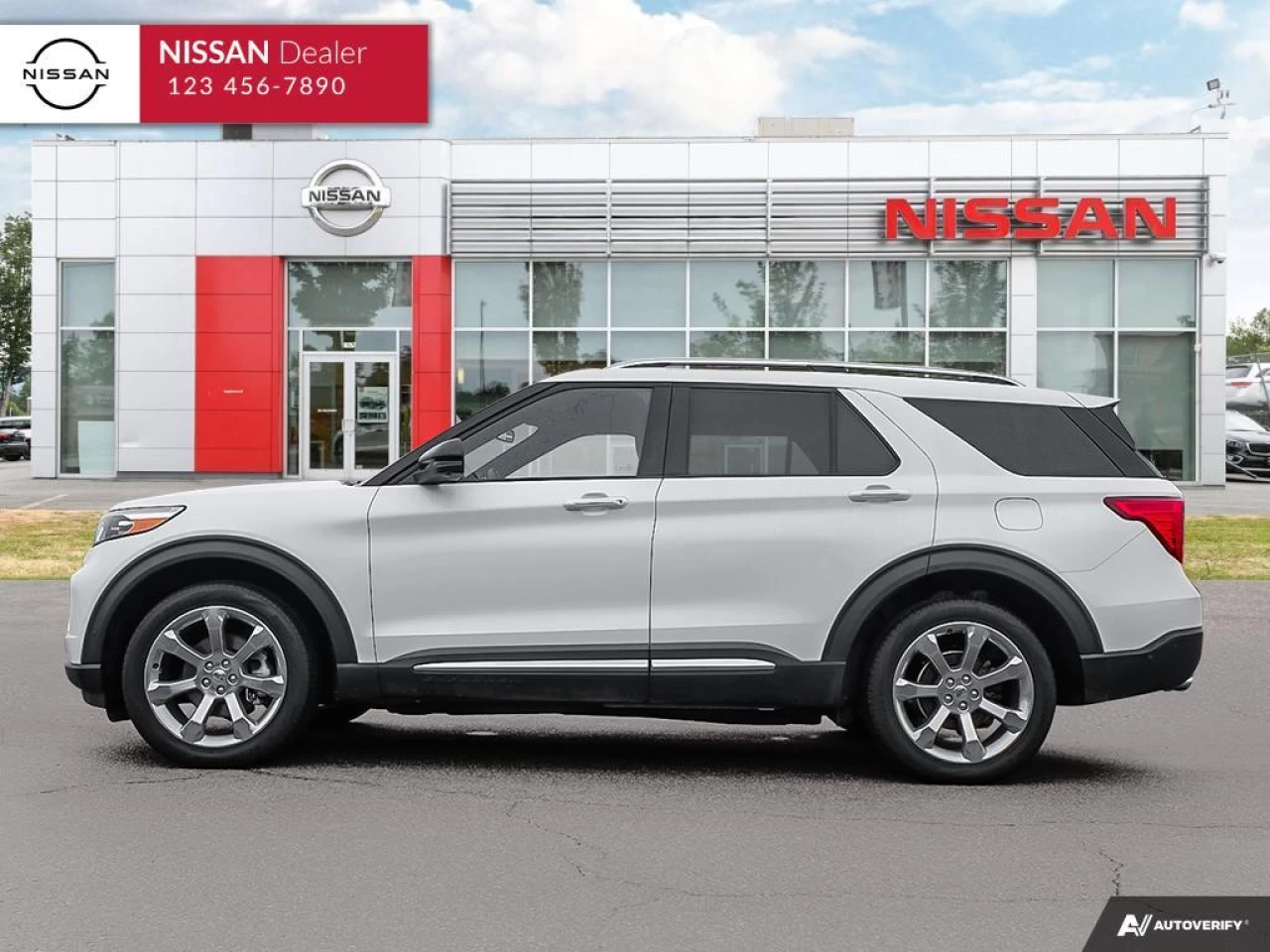 2020 Ford Explorer Platinum Main Image