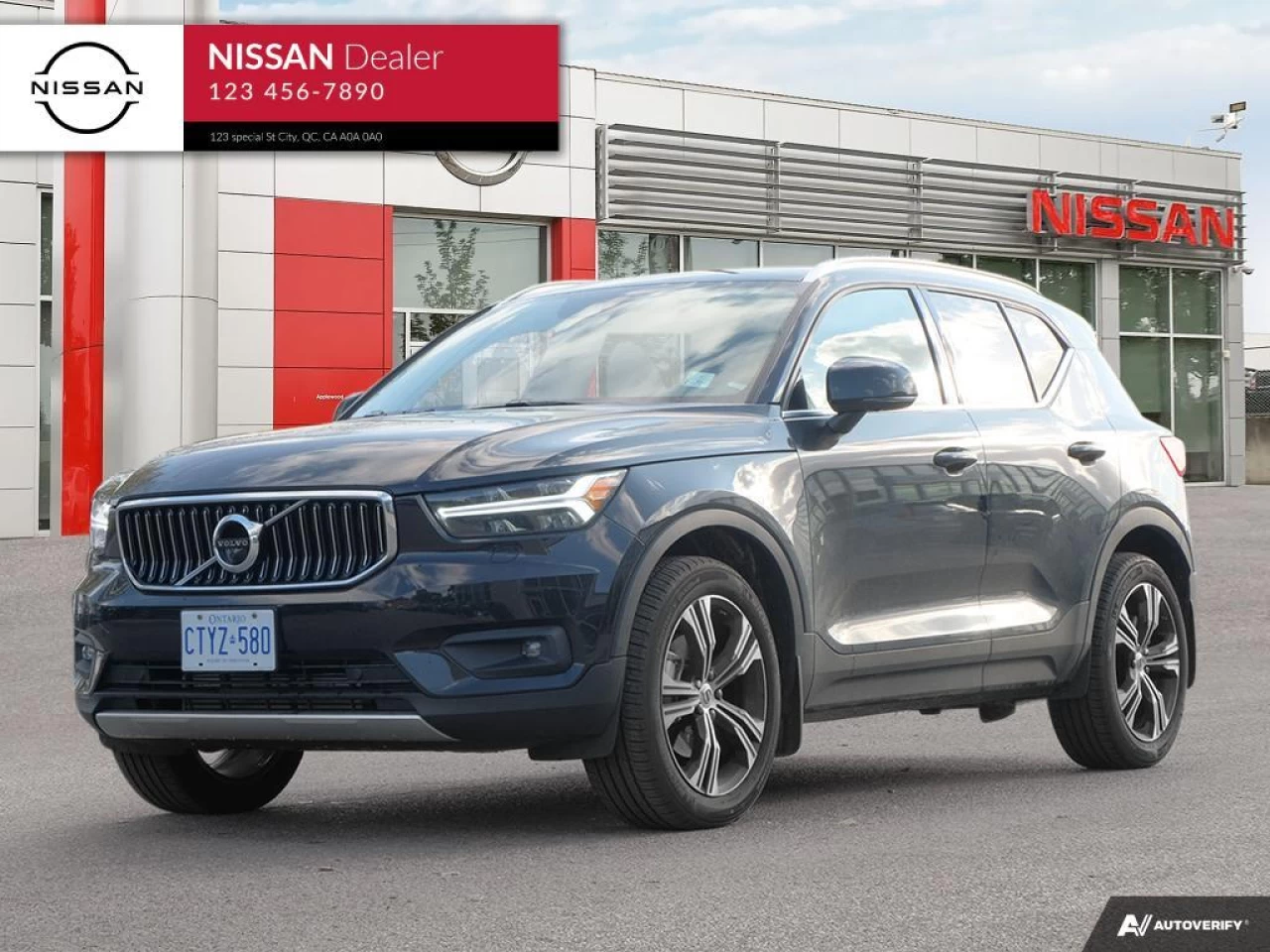 2022 Volvo XC40 T5 Inscription Main Image