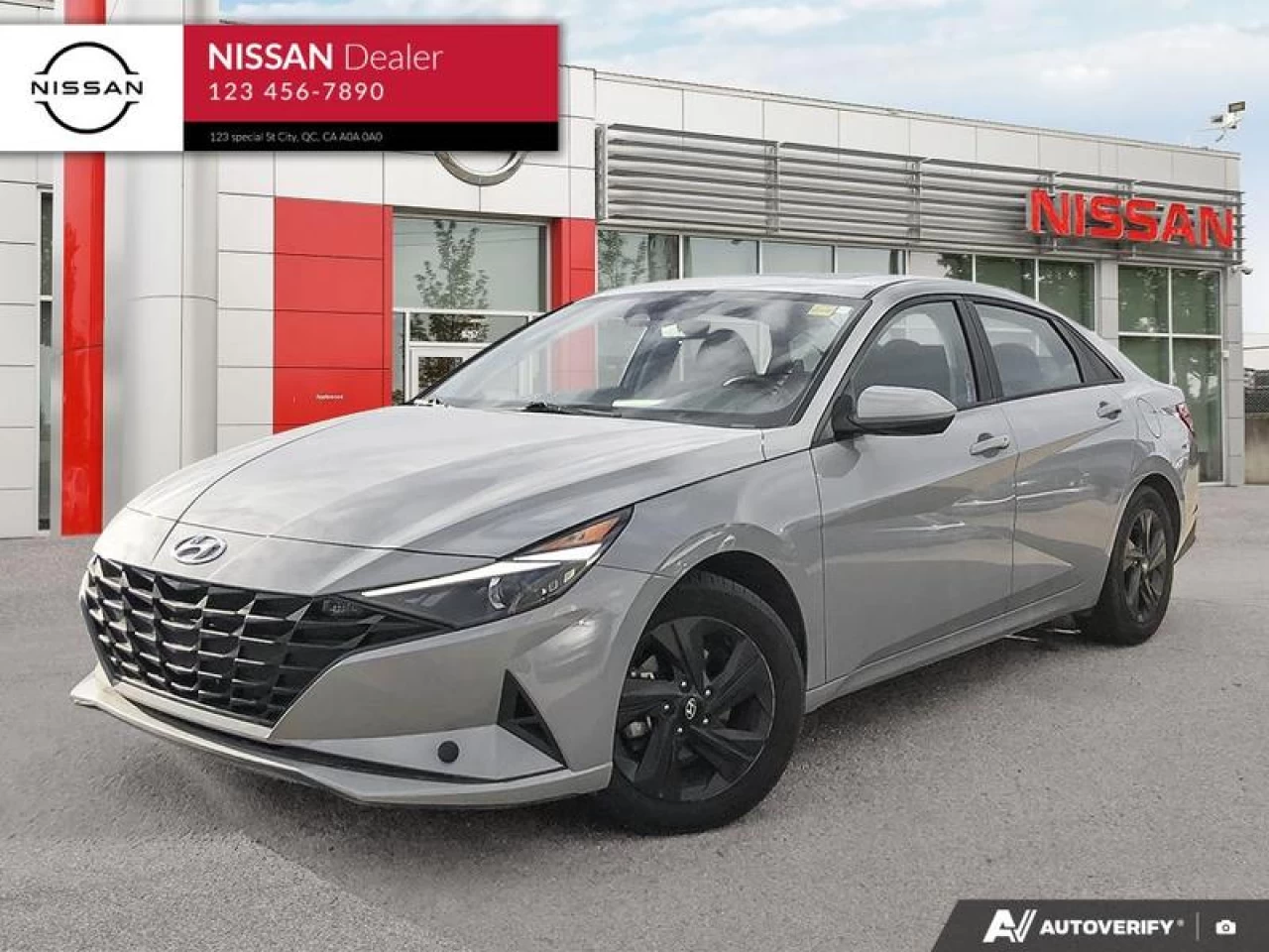 2022 Hyundai Elantra  Main Image