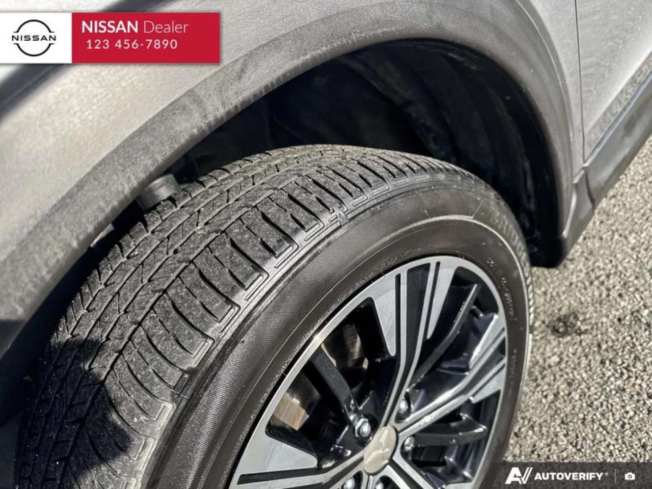 2022 Mitsubishi Eclipse Cross ES Main Image