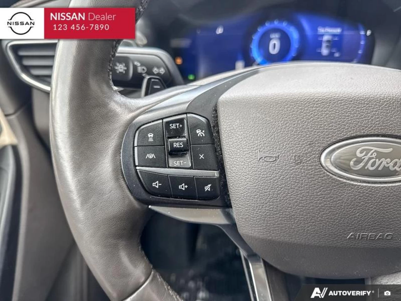2020 Ford Explorer Platinum Main Image
