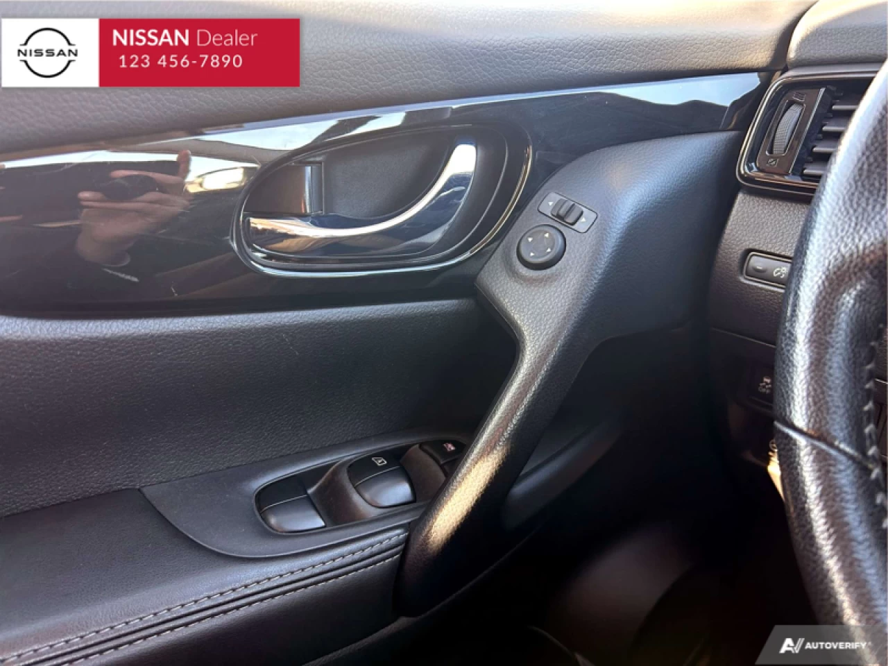 2021 Nissan Qashqai SL AWD Main Image