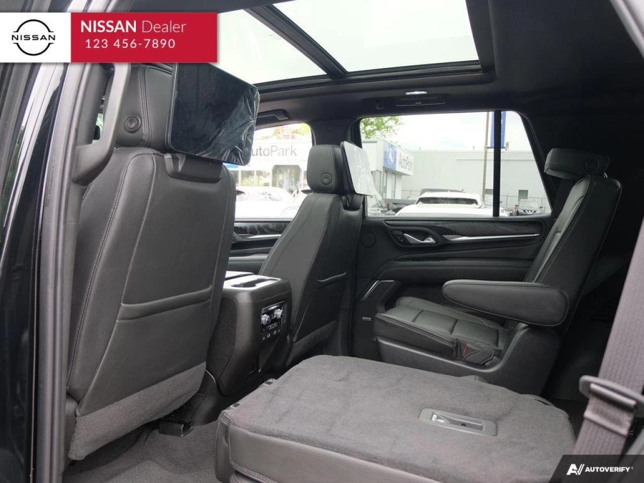 2021 GMC Yukon Denali Main Image