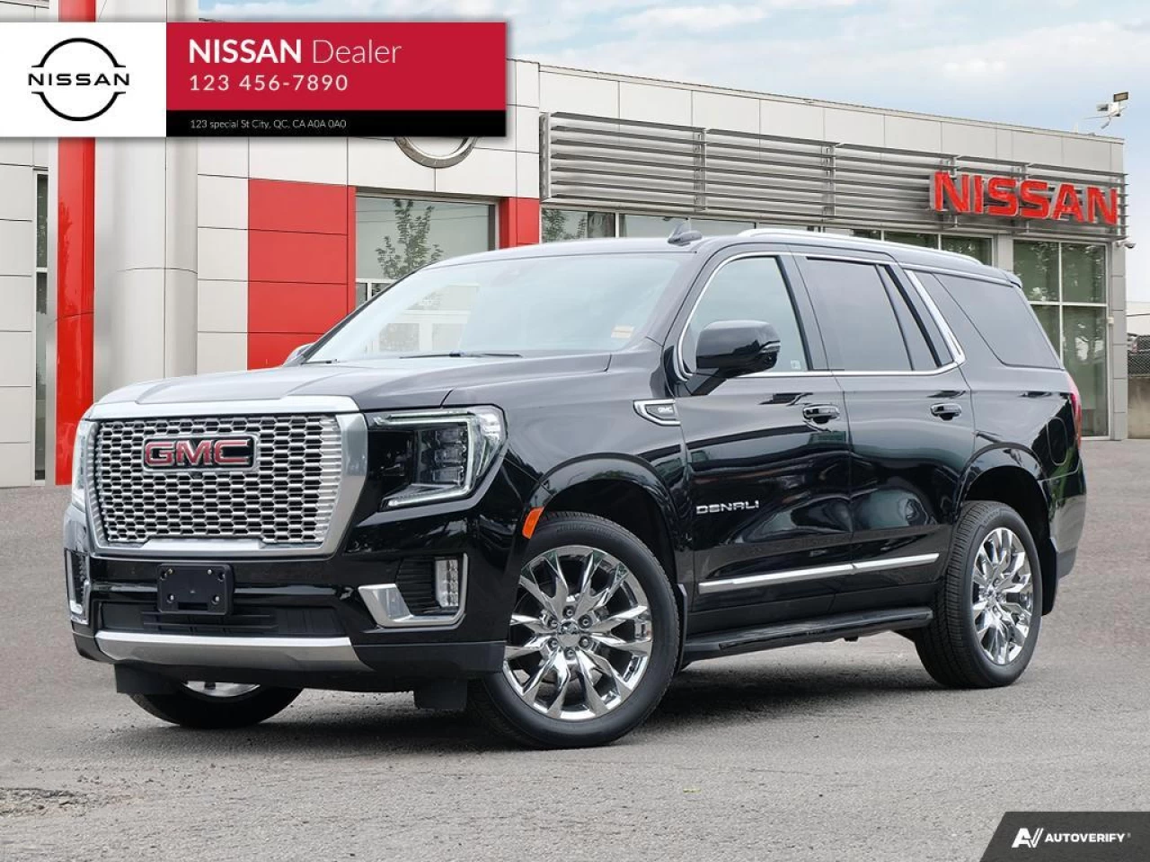 2021 GMC Yukon Denali Main Image