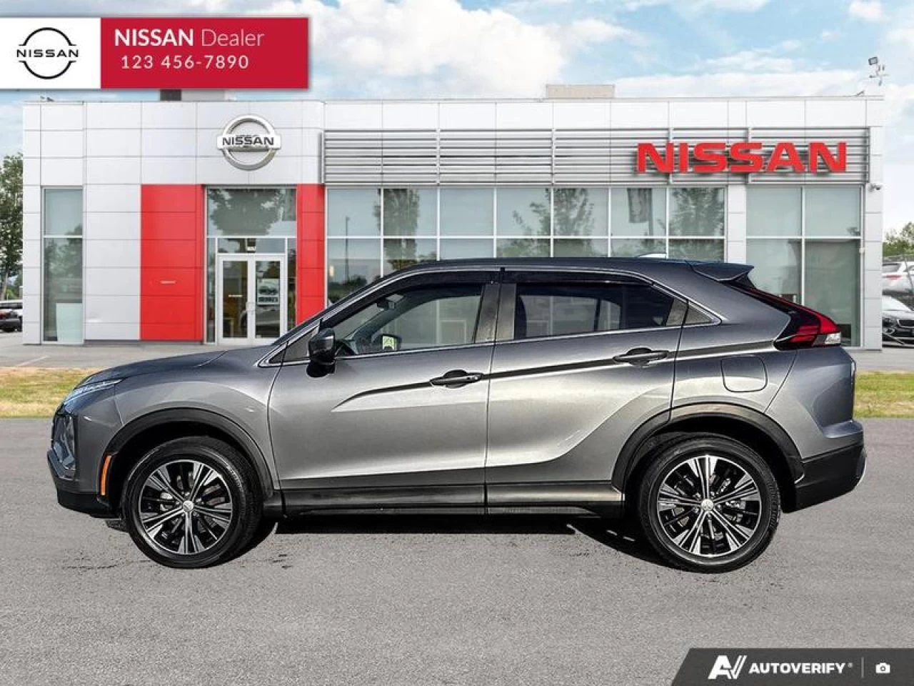 2022 Mitsubishi Eclipse Cross ES Main Image