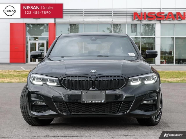 BMW 3 Series 330i xDrive 2021