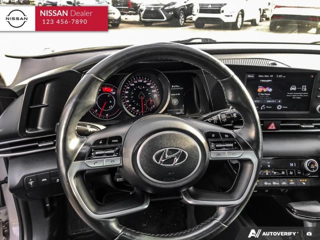 2022 Hyundai Elantra  Main Image