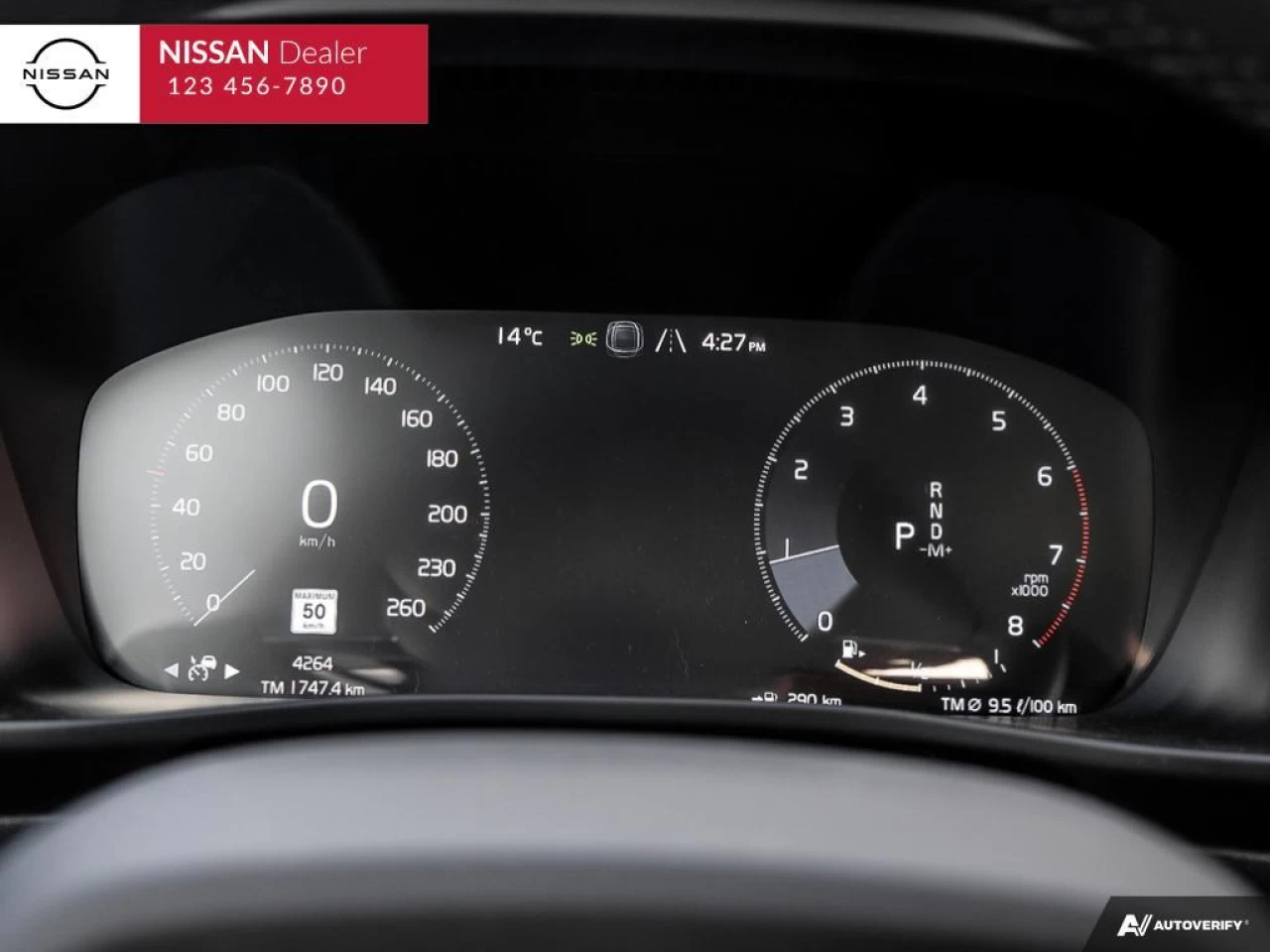 2022 Volvo XC40 T5 Inscription Main Image