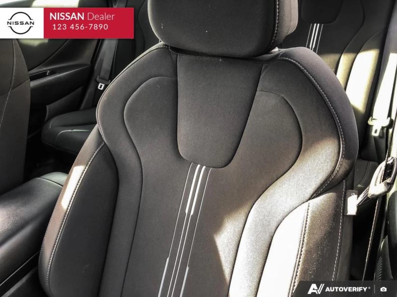 2022 Hyundai Elantra  Main Image