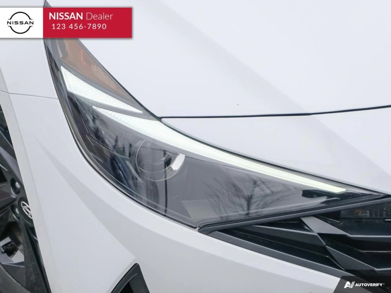 2022 Hyundai Elantra  Main Image