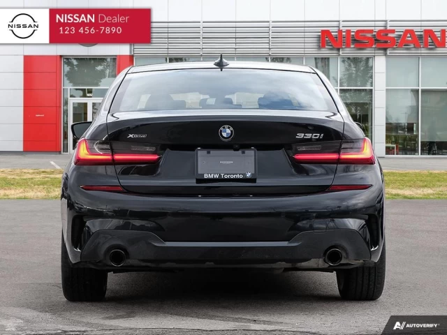 BMW 3 Series 330i xDrive 2021