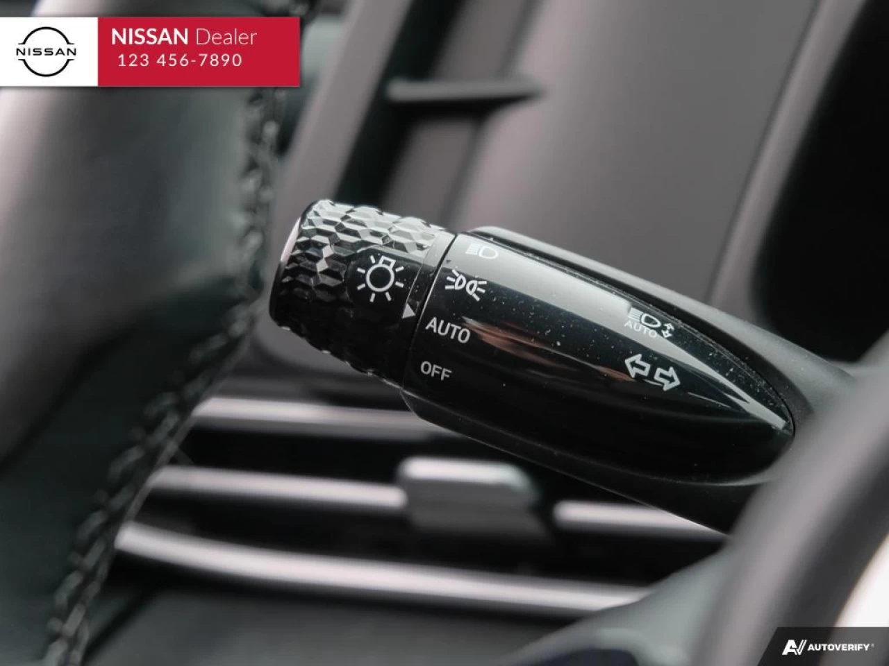 2022 Hyundai Elantra  Main Image