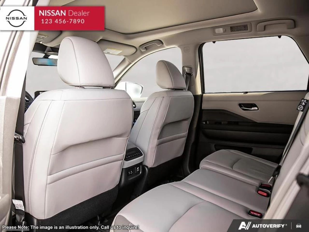 2025 Nissan Pathfinder SL Main Image