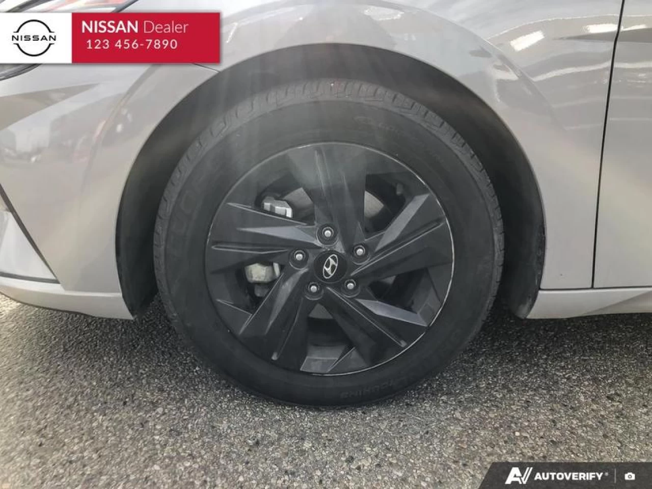 2022 Hyundai Elantra  Main Image